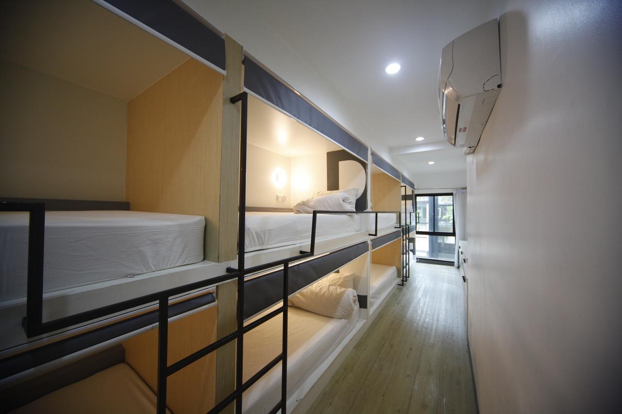 MonkeyNap Hostel Bangkok Buitenkant foto