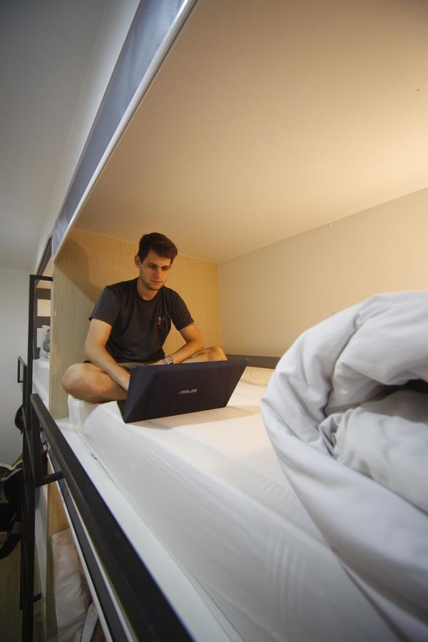 MonkeyNap Hostel Bangkok Buitenkant foto